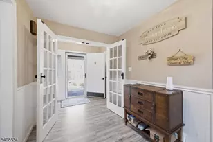 15 Copeley Rd, Hampton Township, NJ 07860 - Photo 4