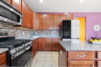 6 Quick Ct, Franklin Township, NJ 08873 - Photo 12