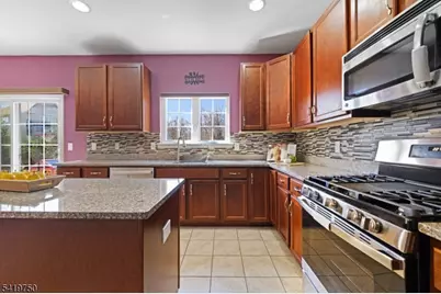 6 Quick Ct, Franklin Township, NJ 08873 - Photo 14