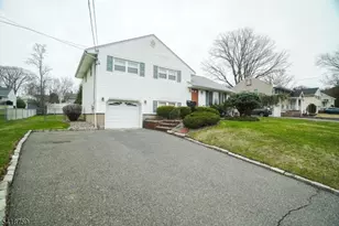 17 Cole Rd, Cedar Grove, NJ 07009 - Photo 22