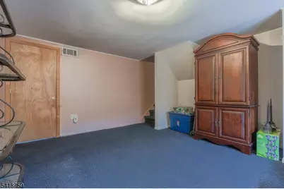 17 Cole Rd, Cedar Grove, NJ 07009 - Photo 20