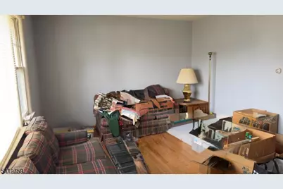 103 Legion St, Pompton Lakes, NJ 07442 - Photo 2