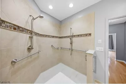 4310 Cleveland Ln, Rockaway Township, NJ 07866 - Photo 18