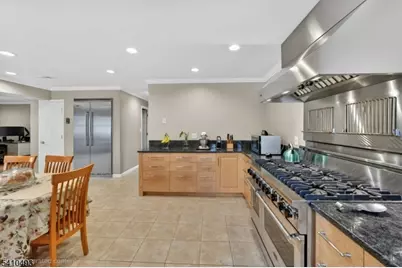 1109 Overlook Ter, Union Township, NJ 07083 - Photo 18