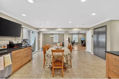 1109 Overlook Ter, Union Township, NJ 07083 - Photo 10