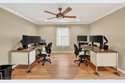 1109 Overlook Ter, Union Township, NJ 07083 - Photo 8