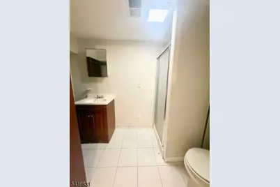 204 Burgess Pl, Passaic, NJ 07055 - Photo 20