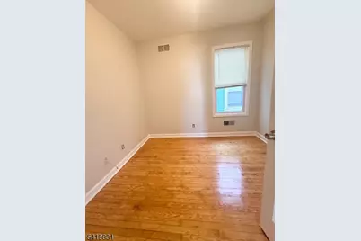 204 Burgess Pl, Passaic, NJ 07055 - Photo 10