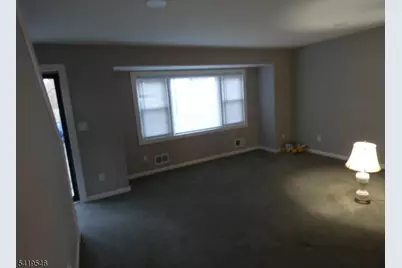 57 S Bank St, Manville, NJ 08835 - Photo 4