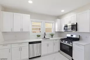 154 Columbia Ave, Newark, NJ 07106 - Photo 12