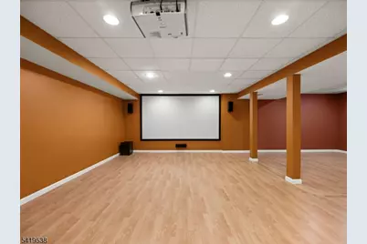 79 Rhyan Dr, Parsippany, NJ 07054 - Photo 20