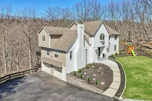 172 Miller Rd, Kinnelon, NJ 07405 - Photo 4