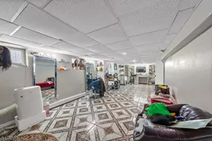 38 Nairn Pl, Newark, NJ 07108 - Photo 24