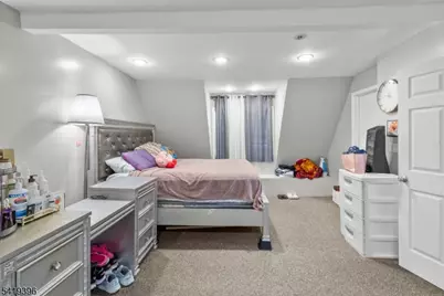 38 Nairn Pl, Newark, NJ 07108 - Photo 6