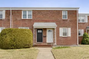824 N Stiles St, Linden, NJ 07036 - Photo 1