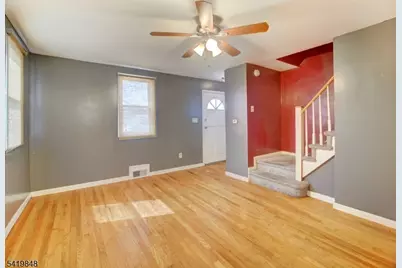 824 N Stiles St, Linden, NJ 07036 - Photo 4