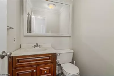 83 Patriots Rd, Parsippany, NJ 07950 - Photo 10