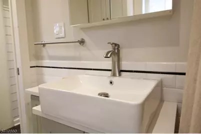 101 Brookside Ave, Hawthorne, NJ 07506 - Photo 30