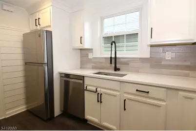 101 Brookside Ave, Hawthorne, NJ 07506 - Photo 24