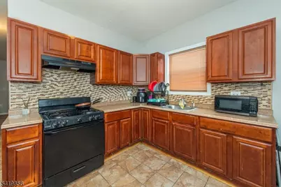 303 S 11th St, Newark, NJ 07103 - Photo 2