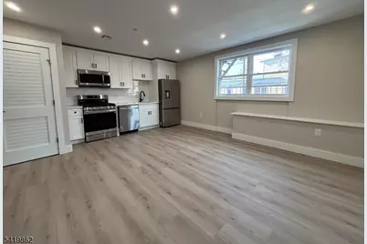 136 Elm St, Newark, NJ 07105 - Photo 2