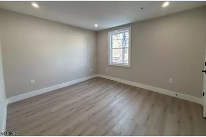 136 Elm St, Newark, NJ 07105 - Photo 4