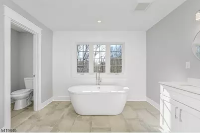 1 Lourdes Ct, Andover Township, NJ 07860 - Photo 20