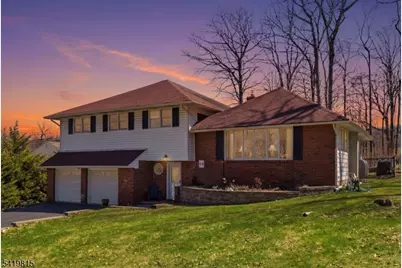 36 Esther Dr, Vernon, NJ 07422 - Photo 1