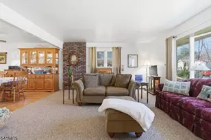 36 Esther Dr, Vernon, NJ 07422 - Photo 14