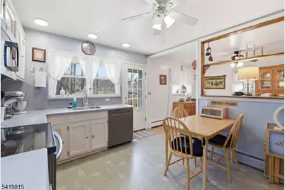 36 Esther Dr, Vernon, NJ 07422 - Photo 24