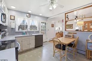 36 Esther Dr, Vernon, NJ 07422 - Photo 24