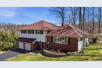 36 Esther Dr, Vernon, NJ 07422 - Photo 8