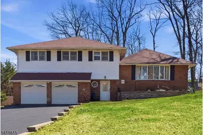 36 Esther Dr, Vernon, NJ 07422 - Photo 2