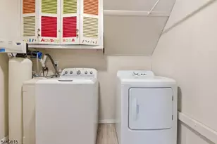 36 Esther Dr, Vernon, NJ 07422 - Photo 10