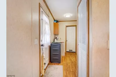 17 E 6th Street, Moonachie, NJ 07074 - Photo 6