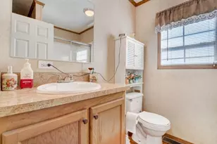 17 E 6th St, Moonachie, NJ 07074 - Photo 10