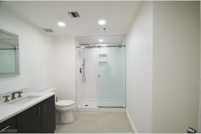 350 Scotland Rd #105, City Of Orange Twp., NJ 07050 - Photo 12