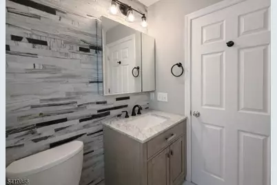 231 N 12th St #2, Newark, NJ 07107 - Photo 16