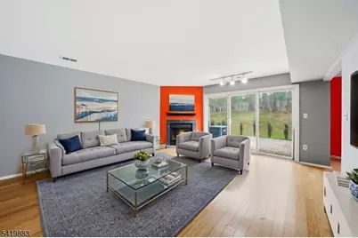 177 Hyde Park Rd, Franklin Township, NJ 08873 - Photo 2