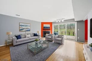 177 Hyde Park Rd, Franklin Township, NJ 08873 - Photo 2