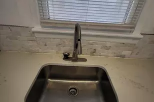 111 Pine St, Elizabeth, NJ 07206 - Photo 4