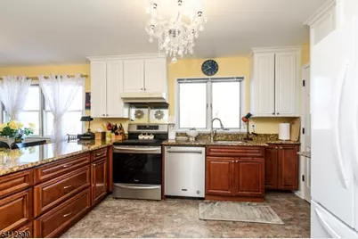 29 Smull Ave, Caldwell Boro Twp., NJ 07006 - Photo 30