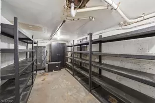 106 Summit Ave, Bloomfield, NJ 07003 - Photo 16