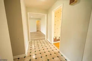 119 Reynolds Ave, Parsippany, NJ 07054 - Photo 4