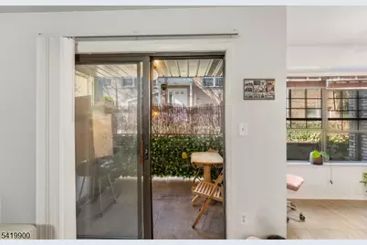 660-672 N Broad St #8, Elizabeth, NJ 07208 - Photo 8