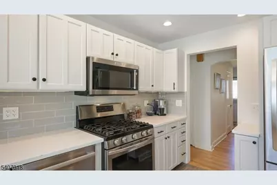 1756 King Street, Scotch Plains Township, NJ 07076 - Photo 18