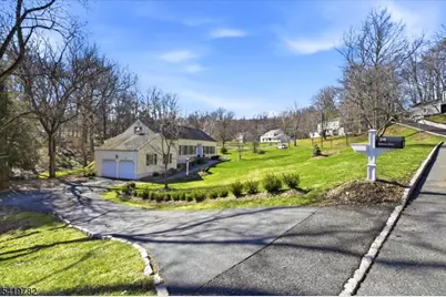 20 Fieldstone Dr, Morris Township, NJ 07960 - Photo 2