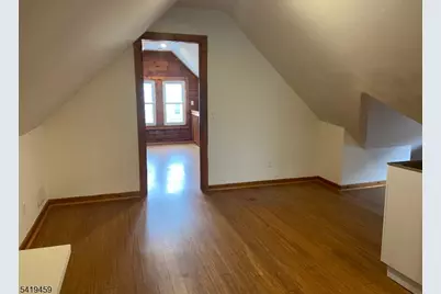 19 Sylvan Pl, Montclair, NJ 07042 - Photo 38