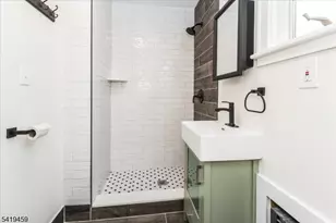 19 Sylvan Pl, Montclair, NJ 07042 - Photo 18