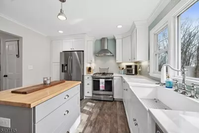 13 Forest View Dr, Washington Township, NJ 07853 - Photo 20